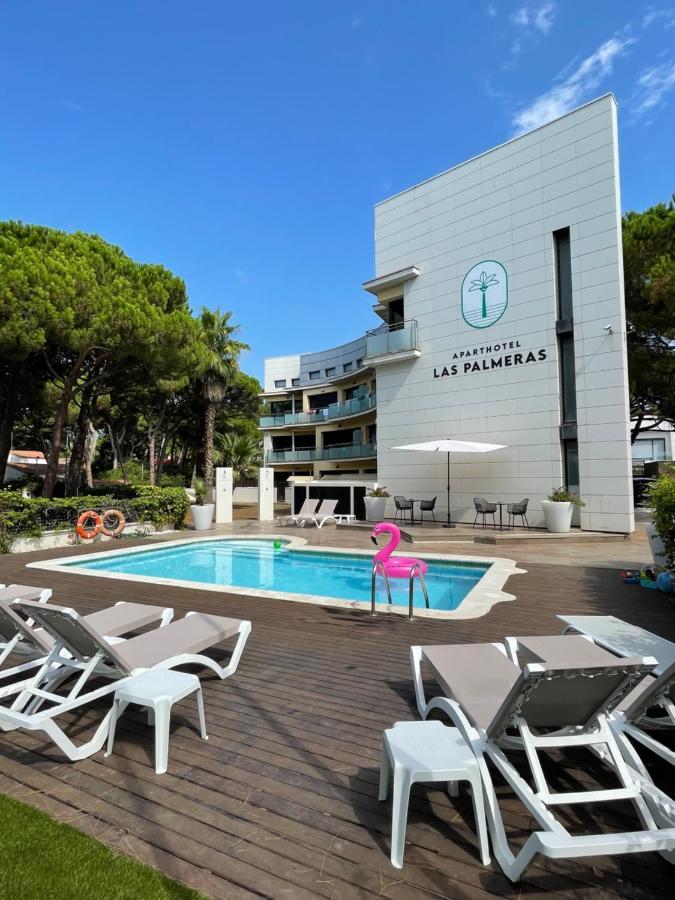 Aparthotel Las Palmeras Castelldefels Dış mekan fotoğraf