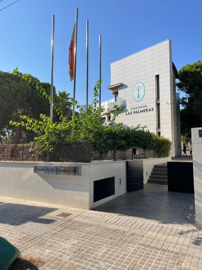 Aparthotel Las Palmeras Castelldefels Dış mekan fotoğraf